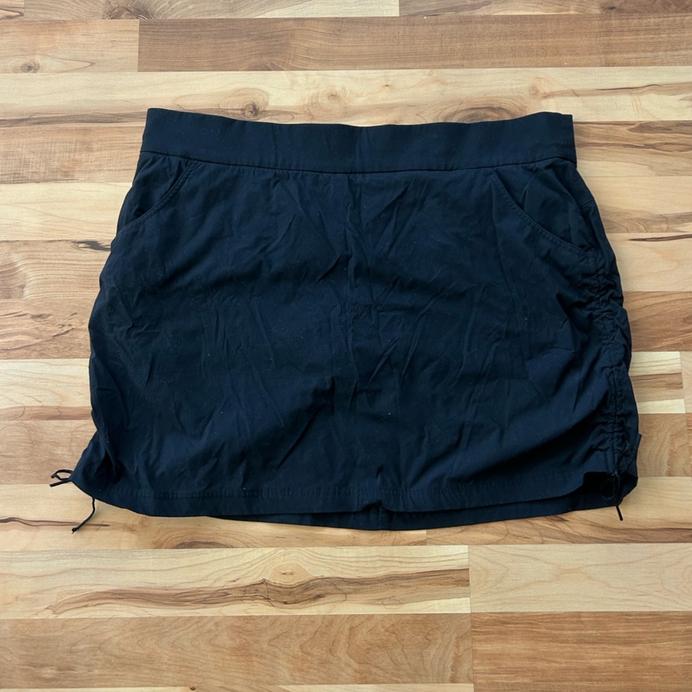 Columbia All Seasons Women’s skirt with built in shorts